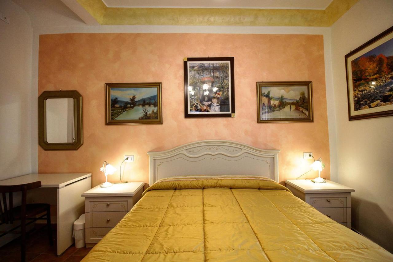B&B In Centro A Pacentro Buitenkant foto